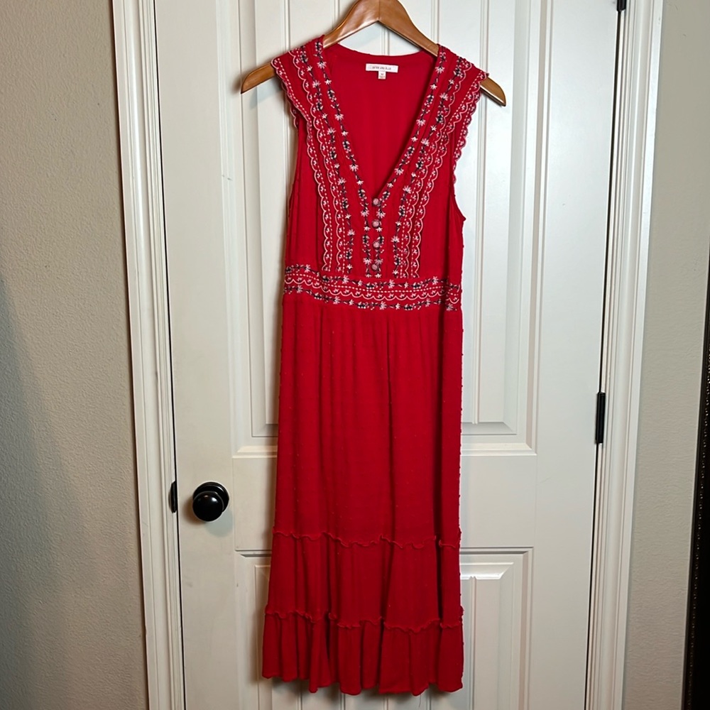 UO Skies are blue Red embroidered Swiss dot sleeveless dress Sz Medium